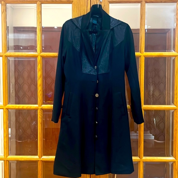 Harry Potter Deathly Hallows Women’s Jacket with hood. - Picture 1 of 3